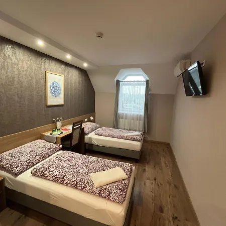 Bed & Breakfast Panzio 3*