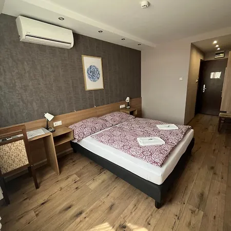 Bed & Breakfast Panzio